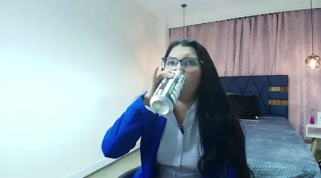 Snapshot of Asly_Morgan chatting on 02.14.25 Asly Morgan online show from 02.14.25