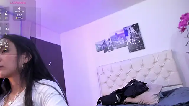 Amy Kiitty  online show from 11.08.25