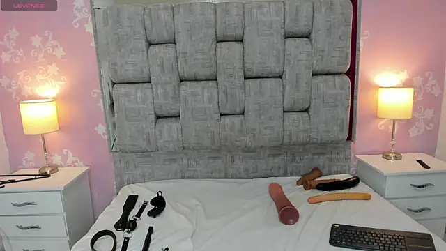 KarinaSimonz online show from 03.06.25