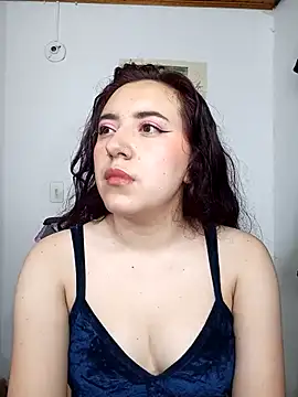 Emi chik online show from 01.11.25