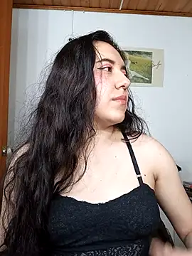 Emi chik online show from 11.13.25