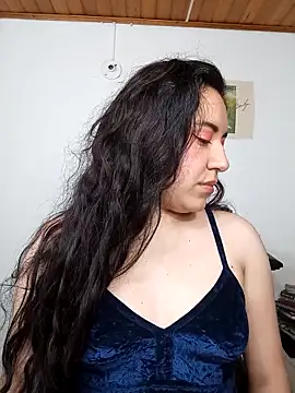 Emi chik online show from 11.14.25