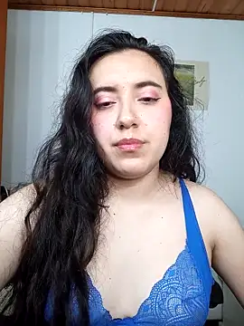 Emi chik online show from 11.22.25