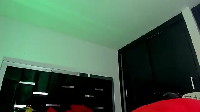 Eyleen Santos online show from 03.10.26