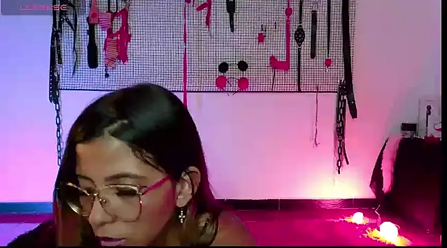 Snapshot of Megaan_Greey chatting on 12.13.24 Megaan Greey online show from 12.13.24