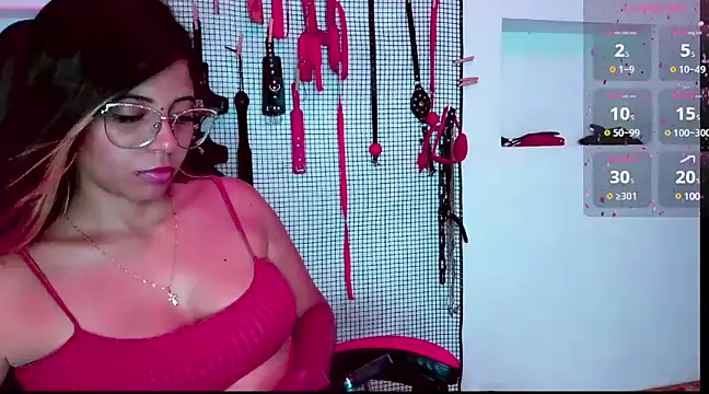 Snapshot of Megaan_Greey chatting on 01.10.25 Megaan Greey online show from 01.10.25