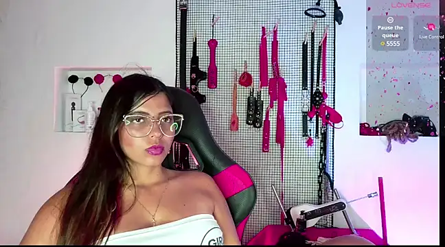 Snapshot of Megaan_Greey chatting on 02.07.25 Megaan Greey online show from 02.07.25