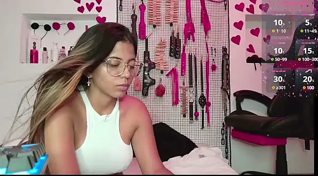 Snapshot of Megaan_Greey chatting on 03.06.25 Megaan Greey online show from 03.06.25