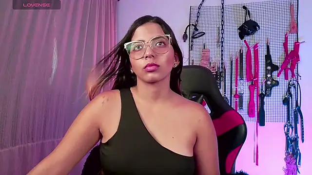 Snapshot of Megaan_Greey chatting on 09.13.25 Megaan Greey online show from 09.13.25