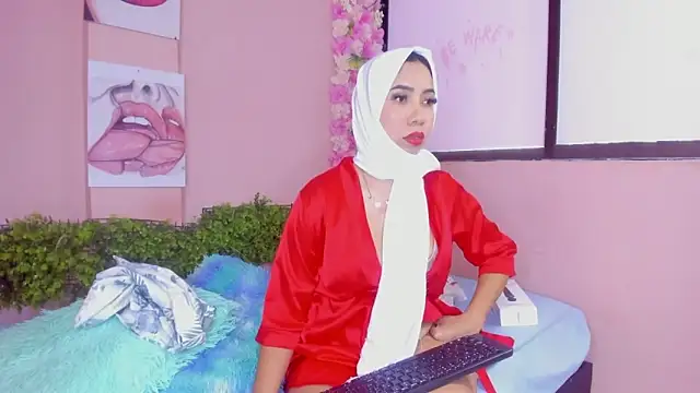 Sweet hot mia online show from 02.28.25