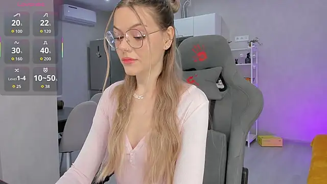 Marta May  online show from 04.15.26