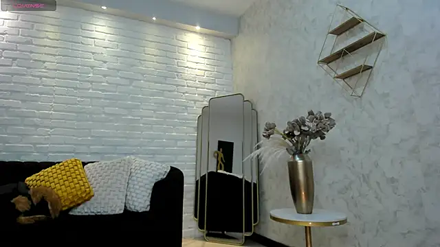 KatieNolan 1 online show from 02.04.25