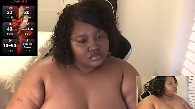 explosivekitty69 online show from 09.10.25