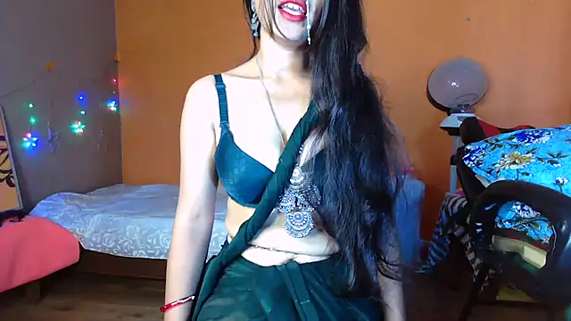 Snapshot of jenny-ki-bella chatting on 10.21.25 jenny-ki-bella online show from 10.21.25