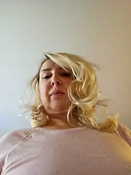 MariaRichi  online show from 12.20.25