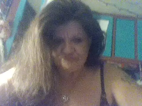 Snapshot of Fantasymaid80 chatting on 01.23.25 Fantasymaid80 online show from 01.23.25