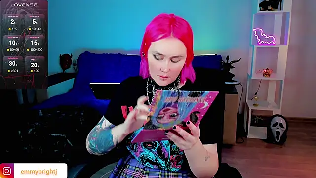 Emmybrightj  online show from 01.28.25