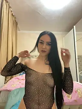 Snapshot of Gya_Rue chatting on 02.12.25 Gya Rue online show from 02.12.25