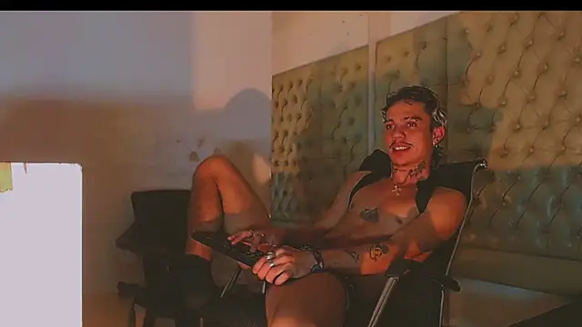 HannibalLester online show from 02.23.25