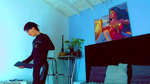 HannibalLester online show from 10.31.25