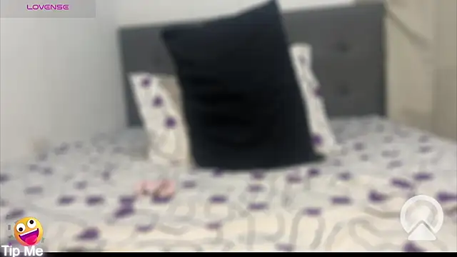 LanaQuen online show from 02.01.25