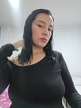 Snapshot of hailey85 chatting on 07.17.26 hailey85 online show from 07.17.26
