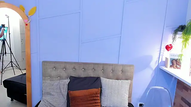 nathalie rossel online show from 09.19.25