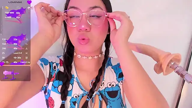 emma smile online show from 01.29.25