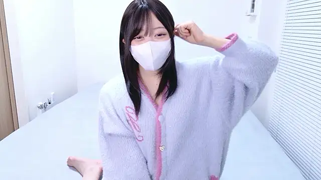 Yurie  online show from 01.08.26