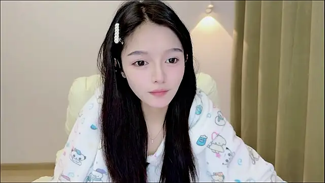 xiaodaibabyy online show from 11.21.25