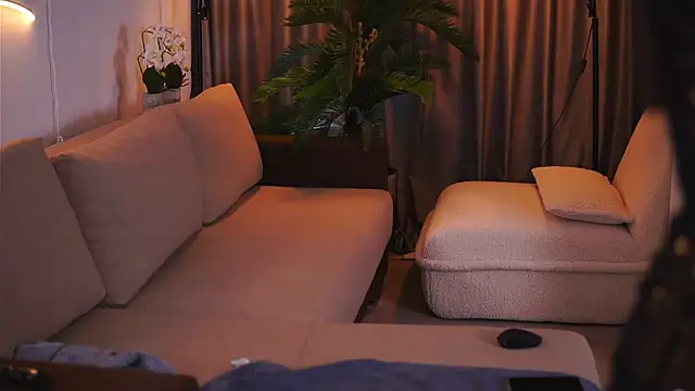 GinaValentinna online show from 02.21.25