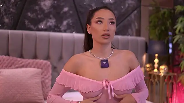 GinaValentinna online show from 05.13.26