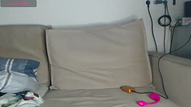 -LauraGold- online show from 03.05.25