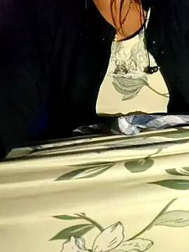 Snapshot of lovelyruhi chatting on 02.06.25 lovelyruhi online show from 02.06.25