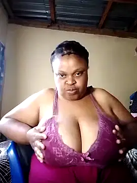 Snapshot of 9voluptiustits chatting on 12.23.24 9voluptiustits online show from 12.23.24