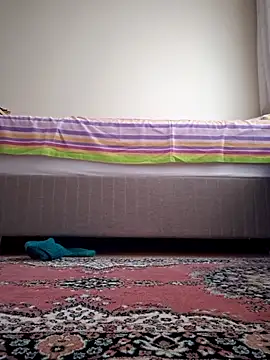 Snapshot of nyraminyon chatting on 10.03.25 nyraminyon online show from 10.03.25