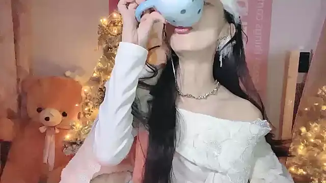 Lili-2 online show from 12.20.24