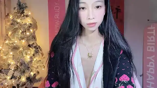 Lili-2 online show from 12.31.24