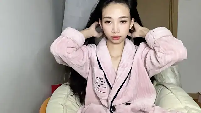 Lili-2 online show from 01.22.25