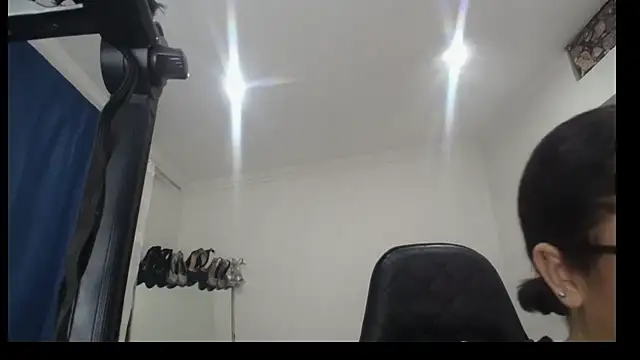 Snapshot of Madame_Shein_ chatting on 02.13.25 Madame Shein online show from 02.13.25