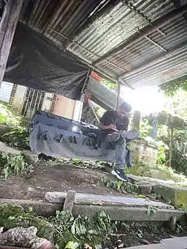 Jestebanano online show from 04.10.26