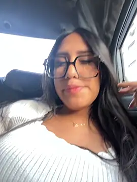 AleFantasy0001 online show from 11.30.25