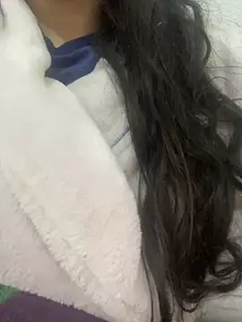 Snapshot of Lina-lolo chatting on 12.29.24 Lina-lolo online show from 12.29.24