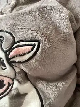 Snapshot of Lina-lolo chatting on 01.05.25 Lina-lolo online show from 01.05.25