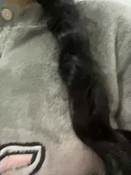 Snapshot of Lina-lolo chatting on 01.06.25 Lina-lolo online show from 01.06.25