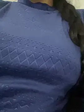 Snapshot of Lina-lolo chatting on 01.15.25 Lina-lolo online show from 01.15.25