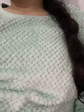 Snapshot of Lina-lolo chatting on 02.04.25 Lina-lolo online show from 02.04.25