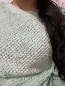 Snapshot of Lina-lolo chatting on 02.14.25 Lina-lolo online show from 02.14.25