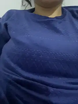 Snapshot of Lina-lolo chatting on 03.03.25 Lina-lolo online show from 03.03.25