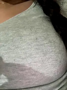 Snapshot of Lina-lolo chatting on 10.04.25 Lina-lolo online show from 10.04.25